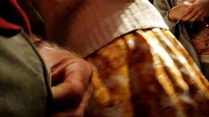 ரியாசான் ஸ்லட் நன்றியற்ற மானுடன் செக்ஸ் டேப்பை கசியவிட்டார்